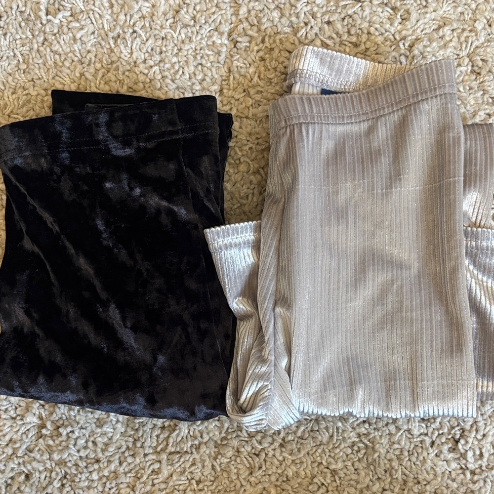 Old Navy | 2 Pairs of Leggings 🎡